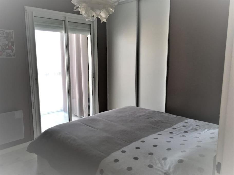 Appartement T3 Proche De La Mer Narbonne Bagian luar foto